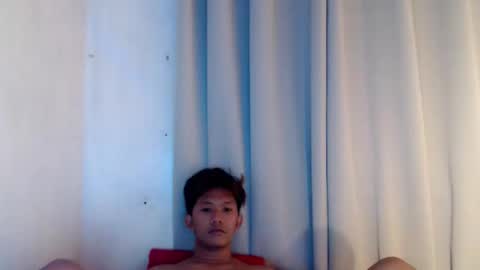 Snapshot of jay_xxx24 chatting on April 15, 7:58 pm jay_xxx24 online show from April 15, 7:58 pm