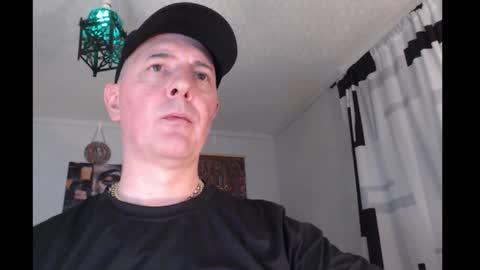 jaybeekole online show from March 2, 9:10 pm