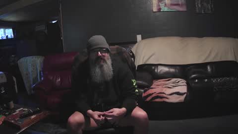 Grand Zaddy or Jay its casual online show from November 12, 7:03 pm