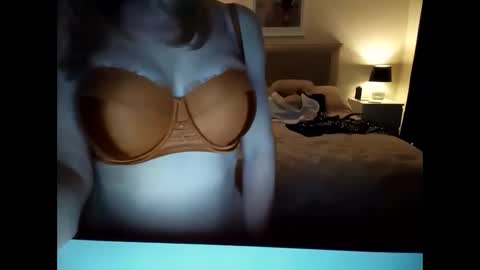 jaycat73 online show from March 8, 4:45 am