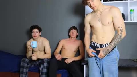 THE HOUSE online show from December 3, 7:32 am