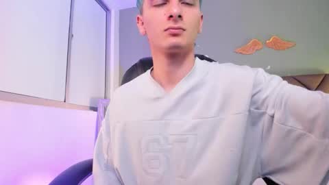 Snapshot of jaydenvillalobos chatting on September 25, 12:42 pm jaydenvillalobos online show from September 25, 12:42 pm