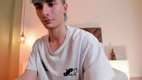 Snapshot of jaydenvillalobos chatting on October 3, 1:19 pm jaydenvillalobos online show from October 3, 1:19 pm