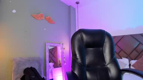 Snapshot of jaydenvillalobos chatting on October 6, 12:35 pm jaydenvillalobos online show from October 6, 12:35 pm