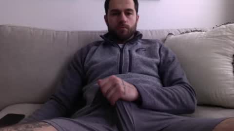 Snapshot of jayg333 chatting on February 6, 6:13 pm jayg333 online show from February 6, 6:13 pm