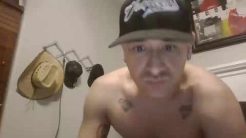 Snapshot of jayruthless666 chatting on April 21, 3:07 pm jayruthless666 online show from April 21, 3:07 pm