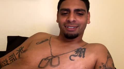 Snapshot of jaysofly89 chatting on February 4, 8:06 pm Jayfly online show from February 4, 8:06 pm