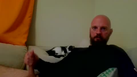 Snapshot of jayw82730 chatting on October 22, 12:44 am Jay online show from October 22, 12:44 am