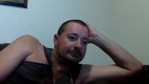 Snapshot of jaz1981 chatting on January 15, 2:35 pm Jaz online show from January 15, 2:35 pm
