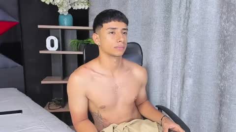 jaze_bradley online show from March 2, 12:43 pm