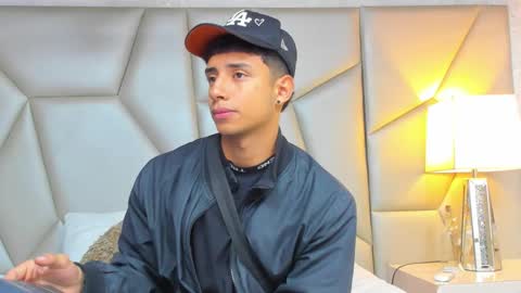 jaze_bradley online show from March 10, 11:21 am