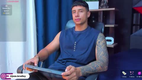 jaze_bradley online show from October 29, 11:23 am