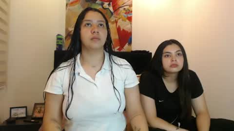 Snapshot of jazmin_dharius chatting on June 22, 11:07 am Jazmin and Scarlett online show from June 22, 11:07 am