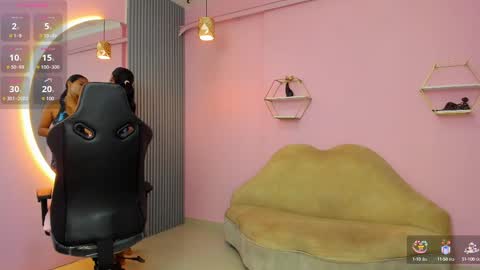 Snapshot of jazmin_ebony chatting on September 20, 10:49 am jazmin online show from September 20, 10:49 am