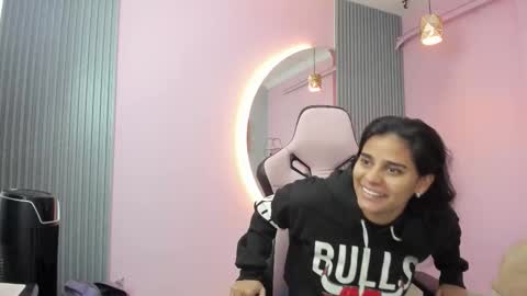 Snapshot of jazmin_ebony chatting on September 26, 10:08 am jazmin online show from September 26, 10:08 am