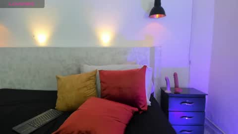 Jazmin online show from May 15, 11:12 pm
