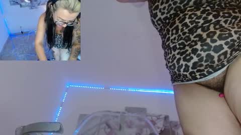 jazmin online show from February 10, 2:04 am