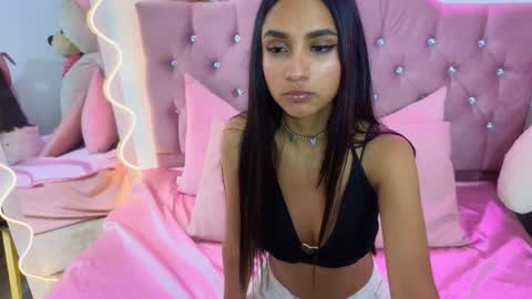 Snapshot of jazmin_tay chatting on January 16, 7:20 pm Jazmin online show from January 16, 7:20 pm