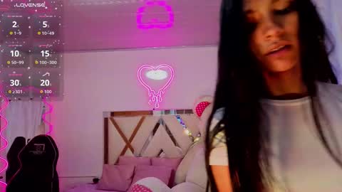 Snapshot of jazmin_tay chatting on September 19, 11:44 am Jazmin online show from September 19, 11:44 am