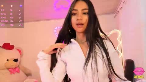 Snapshot of jazmin_tay chatting on October 6, 11:40 am Jazmin online show from October 6, 11:40 am