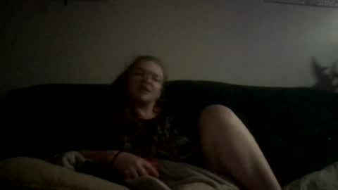 Snapshot of jazzylynn27 chatting on November 18, 1:55 am jazzylynn27 online show from November 18, 1:55 am
