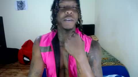 Snapshot of jboy_s chatting on June 13, 5:05 am jboy_s online show from June 13, 5:05 am