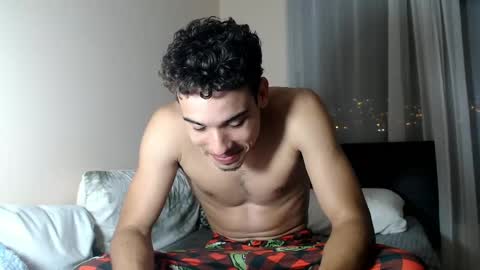 Lin online show from April 24, 3:09 am