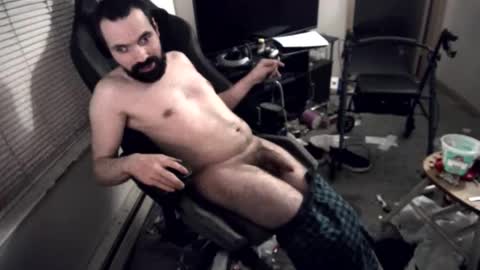 Snapshot of jburns87 chatting on March 17, 8:39 am jburns87 online show from March 17, 8:39 am