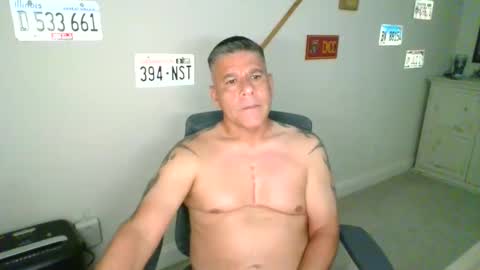 Snapshot of jc1971 chatting on May 10, 11:32 pm jc1971 online show from May 10, 11:32 pm