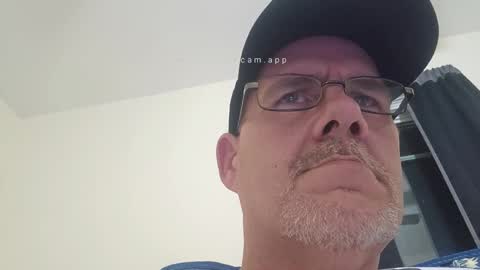 Snapshot of jcadeoutsider chatting on December 30, 8:54 am jcadeoutsider online show from December 30, 8:54 am