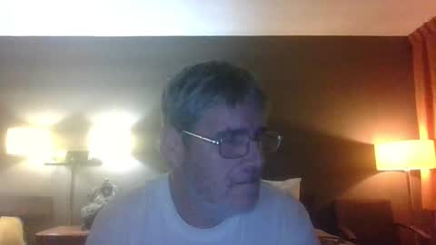 Snapshot of jcadeoutsider chatting on November 18, 1:11 am jcadeoutsider online show from November 18, 1:11 am