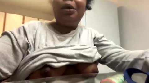 Snapshot of jccaramelbarbie12 chatting on January 19, 4:14 pm JCCaramelbarbie online show from January 19, 4:14 pm