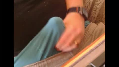 jcdogg11 online show from November 18, 2:54 pm