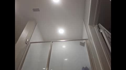 jchdz1990 online show from January 15, 5:27 pm