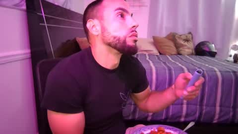 JcMax305 online show from March 8, 4:01 am