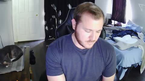 Snapshot of jcool222 chatting on December 7, 5:31 pm jcool222 online show from December 7, 5:31 pm