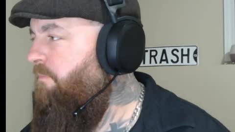 Snapshot of jcslayer88 chatting on October 11, 2:33 am Jack online show from October 11, 2:33 am