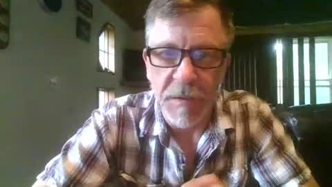 Snapshot of jdgiddy69 chatting on June 23, 11:03 pm jdgiddy69 online show from June 23, 11:03 pm