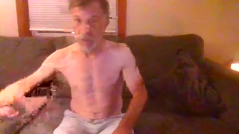 Snapshot of jdgiddy69 chatting on July 24, 2:20 am jdgiddy69 online show from July 24, 2:20 am