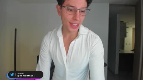 Snapshot of jdmontoya_ chatting on February 22, 2:24 am jdmontoya_ online show from February 22, 2:24 am