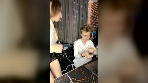 Snapshot of jean_wilsons chatting on February 27, 12:05 pm jean_wilsons online show from February 27, 12:05 pm