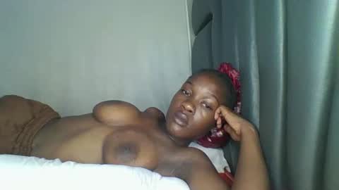 Snapshot of jeanbae4 chatting on January 11, 10:31 am jean online show from January 11, 10:31 am