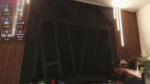 Jean Colleman online show from March 27, 11:15 pm