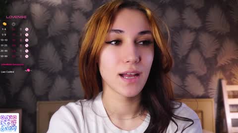 Snapshot of jeanfrancoa chatting on February 6, 11:26 pm Haily online show from February 6, 11:26 pm