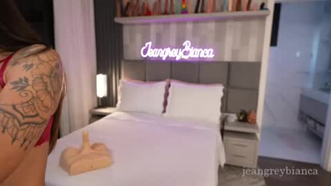 Snapshot of jeangreybianca chatting on May 28, 6:27 pm Bianca online show from May 28, 6:27 pm