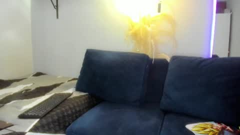 Snapshot of jeann_alex chatting on July 7, 6:47 am Jean alex online show from July 7, 6:47 am