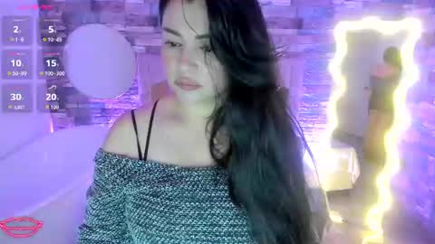 Snapshot of jeannette_tay chatting on July 5, 3:02 am JEANNETTE online show from July 5, 3:02 am