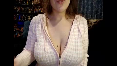 Snapshot of jeannie_69_andahalf chatting on May 15, 11:50 am jeannie_69_andahalf online show from May 15, 11:50 am