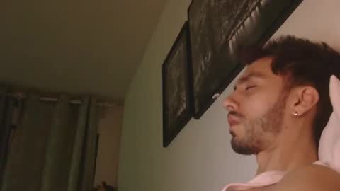 Snapshot of jeanpierbello7 chatting on February 25, 1:37 am jean pier bello Silva online show from February 25, 1:37 am