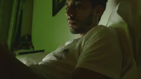 Snapshot of jeanpierbello7 chatting on March 1, 3:41 am jean pier bello Silva online show from March 1, 3:41 am